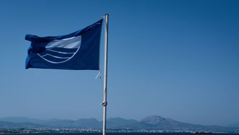 Η Ελλάδα δεύτερη σε Γαλάζιες Σημαίες, μεταξύ 52 χωρών στον κόσμο – Η λίστα με τις πιο καθαρές παραλίες της Ελλάδας