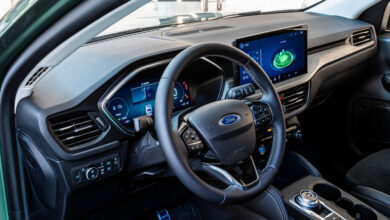 Δείτε το νέο Ford Kuga στο πολυτελές stage της Ford στο Golden Hall και κλείστε ένα Test Drive