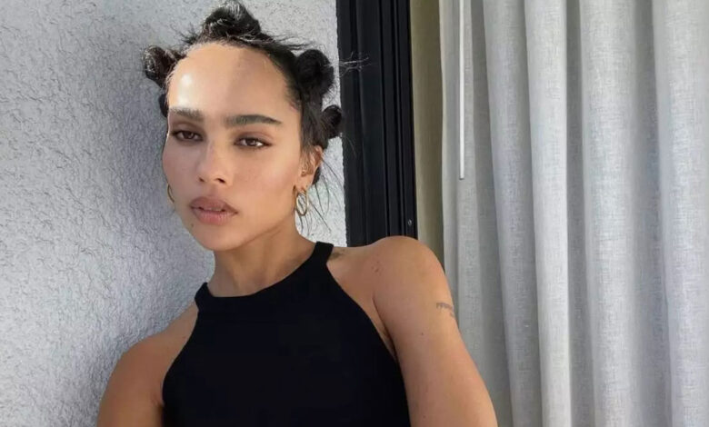 Zoe Kravitz: Το μανικιούρ που υιοθέτησε στην τελευταία της εμφάνιση είναι το nail inspo που έψαχνες