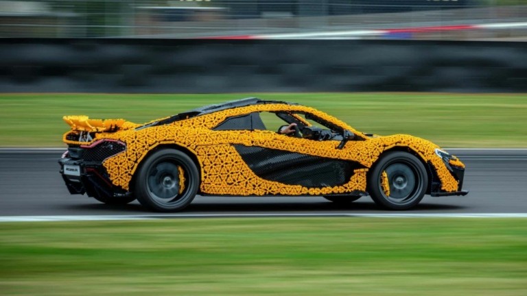 Αυτή η McLaren P1 που οδηγεί ο Λάντο Νόρις δεν είναι σαν τις άλλες