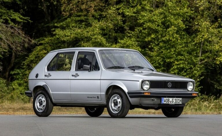 IT’S A GOLF! (+video) – –