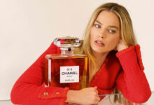 Η Margot Robbie έγινε το νέο πρόσωπο του Chanel No.5