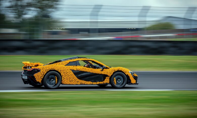 Ο Lando Norris οδήγησε μια McLaren P1 από LEGO στην πίστα [video]