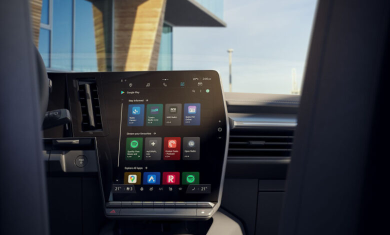 RENAULT MEGANE E-TECH ELECTRIC: Σε βάζει στην πρίζα με €27.800, All Inclusive