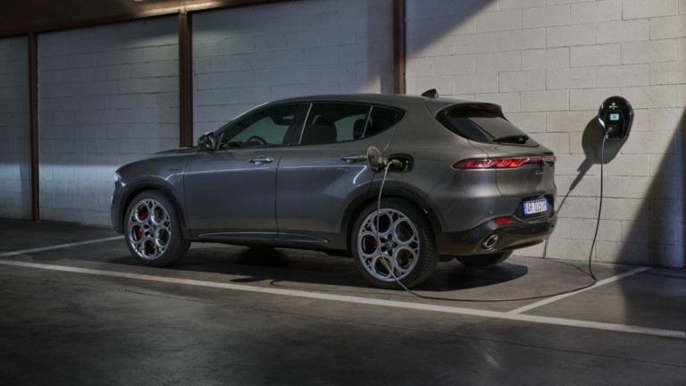 Alfa Romeo Tonale Plug-in Hybrid Q4: Ιδανική επιλογή για εταιρικό αυτοκίνητο