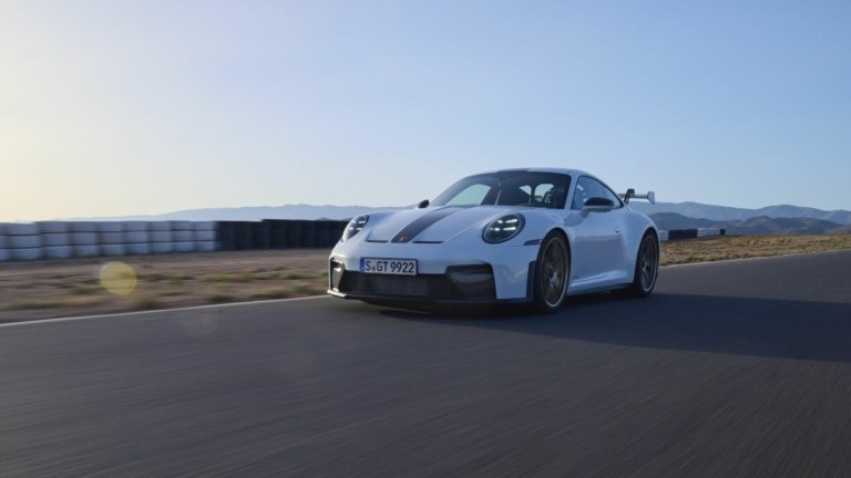 Επίσημο: Αυτή είναι η νέα Porsche 911 GT3