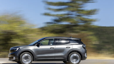 Test drive: Ford Explorer RWD 77 kWh, με το δεξί