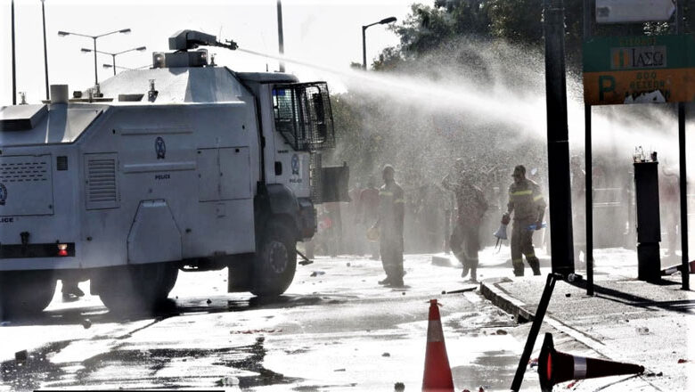 Δικαστική δικαίωση για τον φωτορεπόρτερ Ορέστη Παναγιώτου που τραυματίστηκε από αστυνομικό