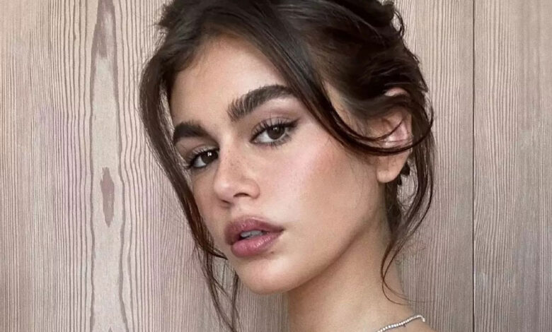 Kaia Gerber: Το brow look της παραμένει hot τάση στο μακιγιάζ