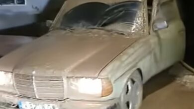 Mercedes W123 δεν μασάει ούτε από τις πλημμύρες στη Βαλένθια