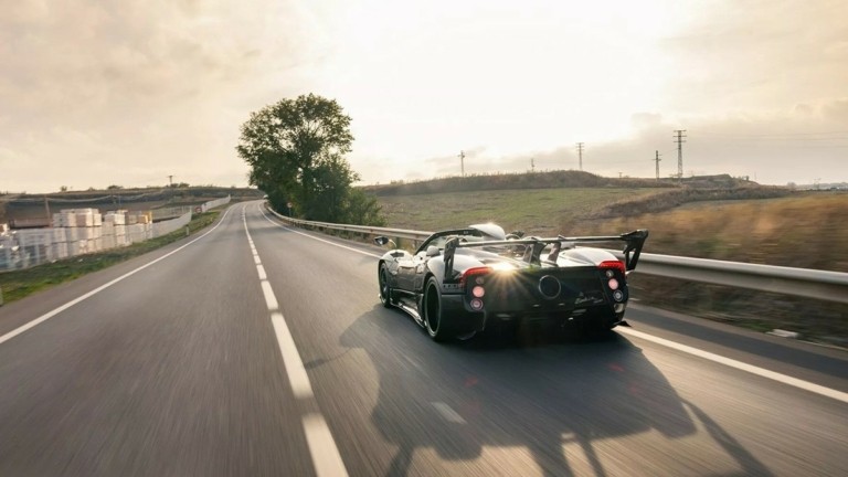 Pagani Zonda 760 LM Roadster: Είναι μία, μοναδική και σε… τρελή τιμή!