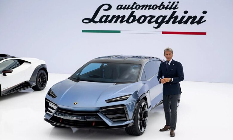 Όταν οι άλλοι πέφτουν στα φρένα, η Lamborghini πατάει γκάζι!