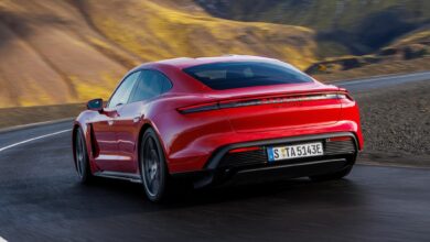 Πρεμιέρα για την ανανεωμένη Porsche Taycan GTS και όχι μόνο