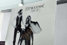 Οι Fleetwood Mac ετοιμάζουν νέο ντοκιμαντέρ με σπάνια πλάνα που δεν έχουν προβληθεί ποτέ