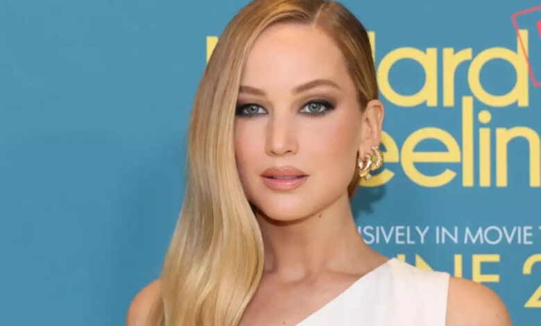 Jennifer Lawrence: Υιοθέτησε το κούρεμα που είναι μεγάλη τάση τη φετινή σεζόν