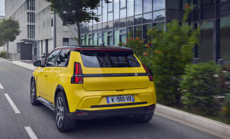 Car of the Year 2025: Τα Renault 5 E-Tech electric και Alpine A290 είναι στην τελική λίστα των φιναλίστ για τον τίτλο του Αυτοκινήτου της Χρονιάς