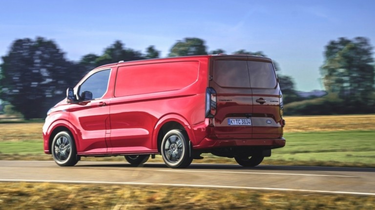 Ford Transit Custom: Το βαν με τις κορυφαίες δυνατότητες μετασκευών