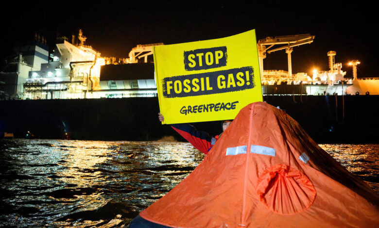 Greenpeace: LNG, ένα αχρείαστο και «εκρηκτικό» ρίσκο