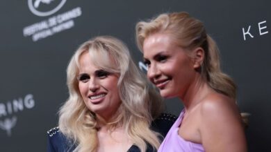 H Rebel Wilson ξανα παντρεύτηκε με την Ramona Agruma σε μια ρομαντική τελετή στην Αυστραλία