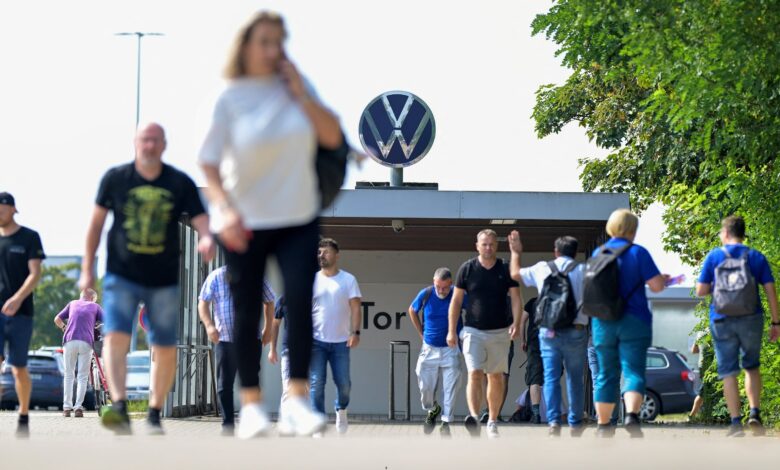 Volkswagen, συμφώνησε με τα συνδικάτα για το μέλλον της εταιρείας