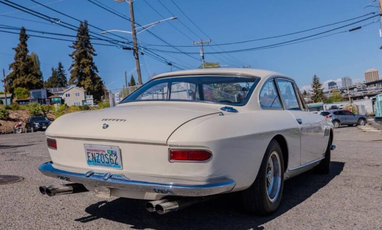 Μα, αγγελία στο Facebook η προσωπική 330GT 2+2 του Enzo Ferrari;