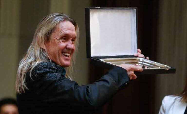 Iron Maiden: Αποχωρεί μετά από 42 χρόνια ο ντράμερ Nicko McBrain