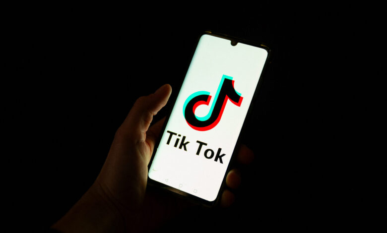 Το TikTok ετοιμάζεται να κλείσει την εφαρμογή στις ΗΠΑ την Κυριακή, σύμφωνα με πληροφορίες