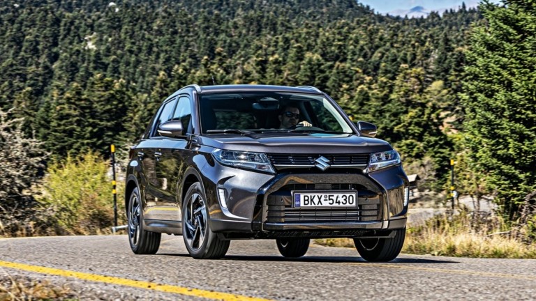 Συγκριτική δοκιμή: Dacia Duster 1.0 ECO-G 100 vs Suzuki Vitara 1.4 Hybrid 48V