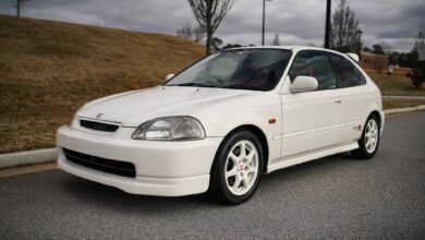 Πόσα θα έδινες για αμόλυντο Honda Civic Type R του 1998;