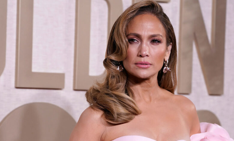 Jennifer Lopez: Οι ευχές για τη νέα χρονιά στους Έλληνες – «Να έχετε την πιο όμορφη χρονιά»