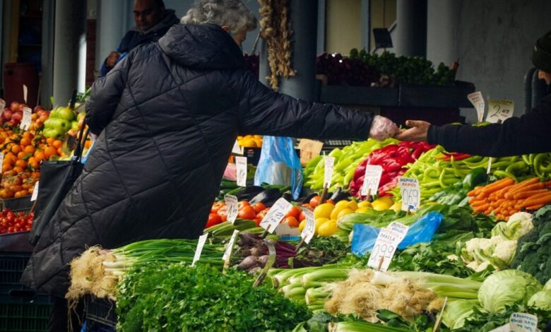 Το μυστικό για να διατηρήσετε φρέσκα τα μυρωδικά σας για περισσότερες ημέρες