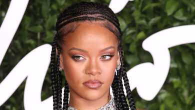 Rihanna: Νέα αλλαγή στα μαλλιά της – Στόλισε τις box braids με 80’s style