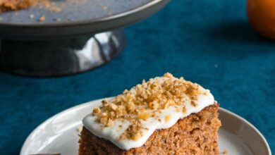 Carrot cake με λωτό και καρύδια