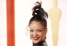 Η Rihanna γίνεται μπλε Στρουμφίτα για τη νέα ταινία «The Smurfs»