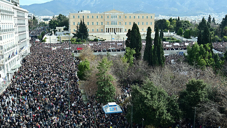 ΠΟΕΣΥ: Τρίωρη στάση εργασίας στην ΕΡΤ για τα Τέμπη