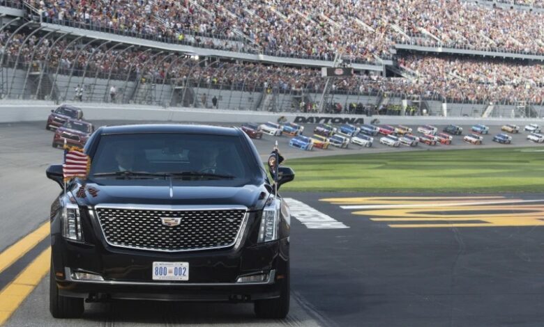 Daytona 500, ο Trump έκανε γύρο με την προεδρική λιμουζίνα! [video]