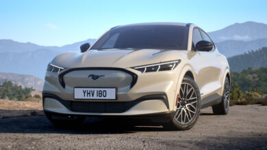 Mustang Mach-E 2025: Νέα χρώματα, περισσότεροι χώροι