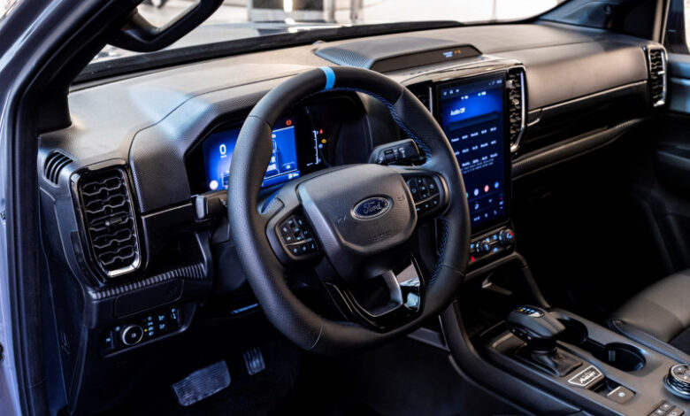 Το αγωνιστικών προδιαγραφών Ford Ranger MS-RT κλέβει την παράσταση στο Golden Hall Το αγωνιστικών προδιαγραφών Ford Ranger MS-RT κλέβει την παράσταση στο Golden Hall