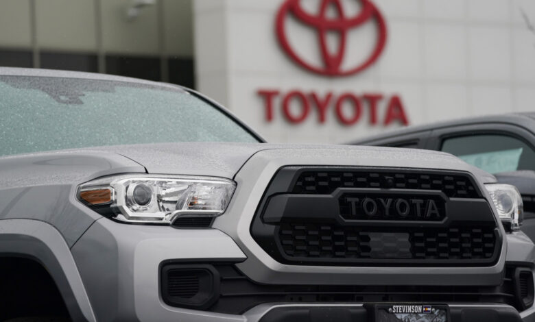 Toyota: Στην κορυφή των πωλήσεων αυτοκινήτων παγκοσμίως