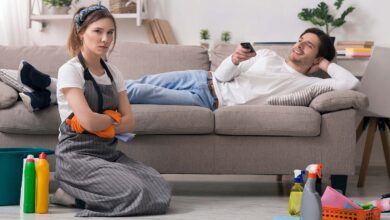Πώς απειλείται η ερωτική σχέση όταν γίνεστε… η μαμά του
