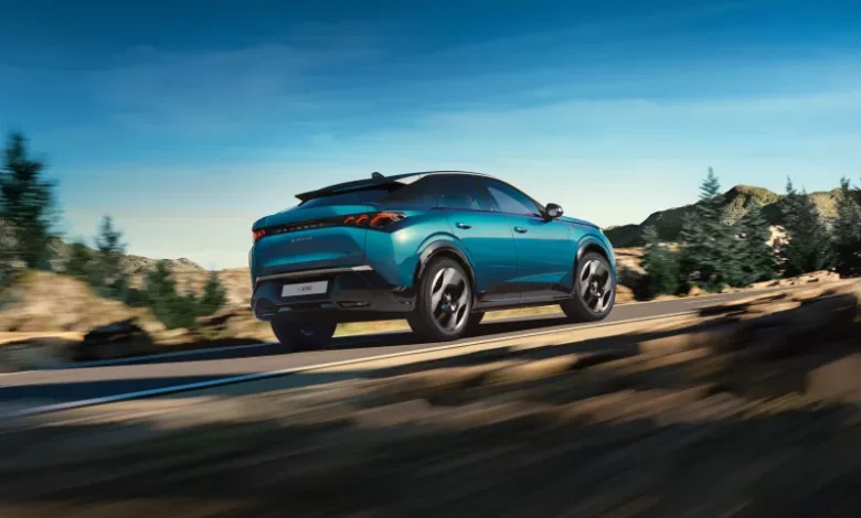 Peugeot: Διαθέσιμο για παραγγελίες το νέο E-3008 Dual Motor AWD 325