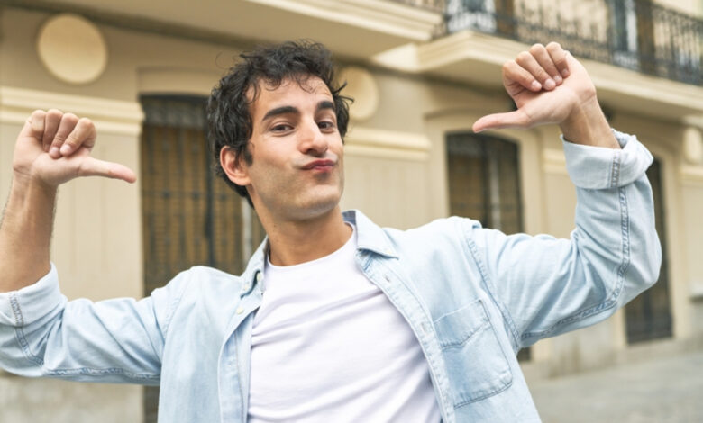 5 tips για να προστατευτείτε αν ζείτε με έναν ναρκισσιστή
