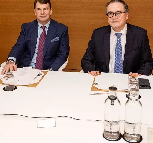 Ford και Renault Group: Συνάπτουν στρατηγική συνεργασία για επιβατικά και επαγγελματικά οχήματα