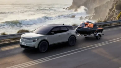 Το αμιγώς ηλεκτρικό Ford Explorer αποκτά νέες εκδόσεις, νέες τεχνολογίες και περισσότερη αυτονομία