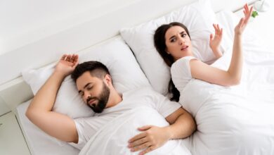1 στους 5 μπορεί να χωρίσει λογω του ροχαλητού