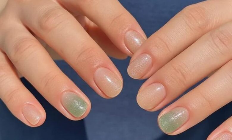 Sea Glass Nails: Το κομψό καλοκαιρινό μανικιούρ που φαίνεται πιο ακριβό