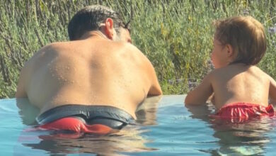 Ο Κωνσταντίνος Αργυρός στην Πύλο για διακοπές μαζί με την οικογένειά του, μετά τη συναυλία που έδωσε