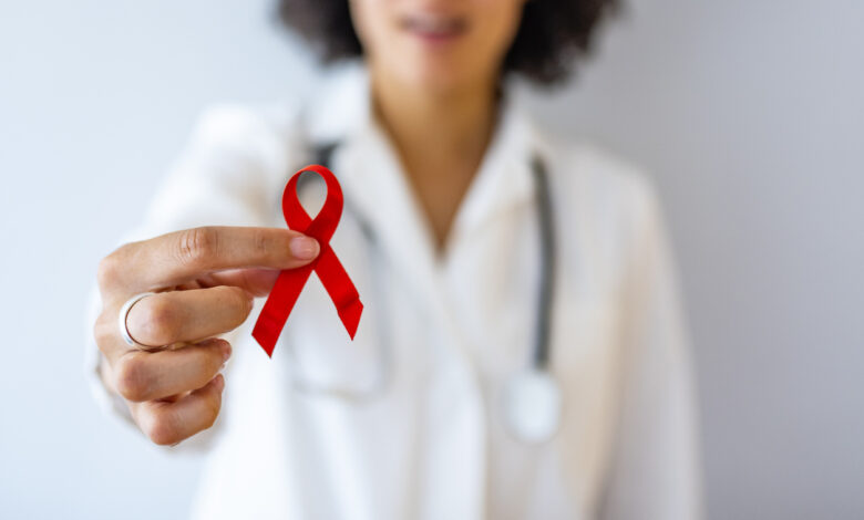 Κίνδυνος για αναζωπύρωση του AIDS καθώς μειώνεται η χρηματοδότηση