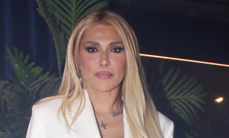 Δεν θεωρώ ότι η προγαμιαία σχέση είναι αμαρτία, τα δύο παιδιά μου τα έκανα εκτός γάμου