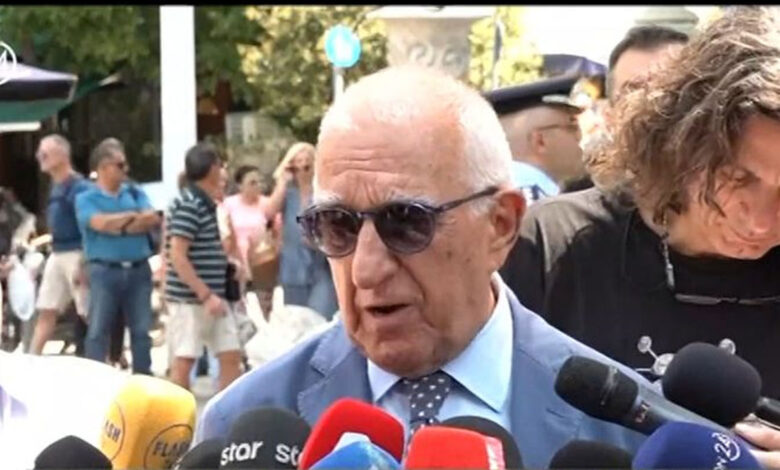 Νικήτας Κακλαμάνης: Η αποκάλυψη για το πρόβλημα υγείας που ταλαιπωρούσε τη Μάρω Κοντού Νικήτας Κακλαμάνης: Η αποκάλυψη για το πρόβλημα υγείας που ταλαιπωρούσε τη Μάρω Κοντού